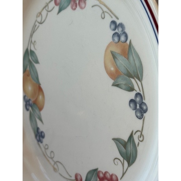 Vintage Corelle Abundance Salad Plates Set of 4 Cream Blue Red Trim Made in USA - Picture 3 of 6